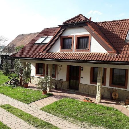 Apartman Kristina Ivachnova 49 Bešeňová Zewnętrze zdjęcie